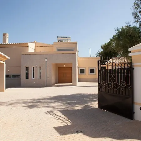 Quinta Silvestre Villa *